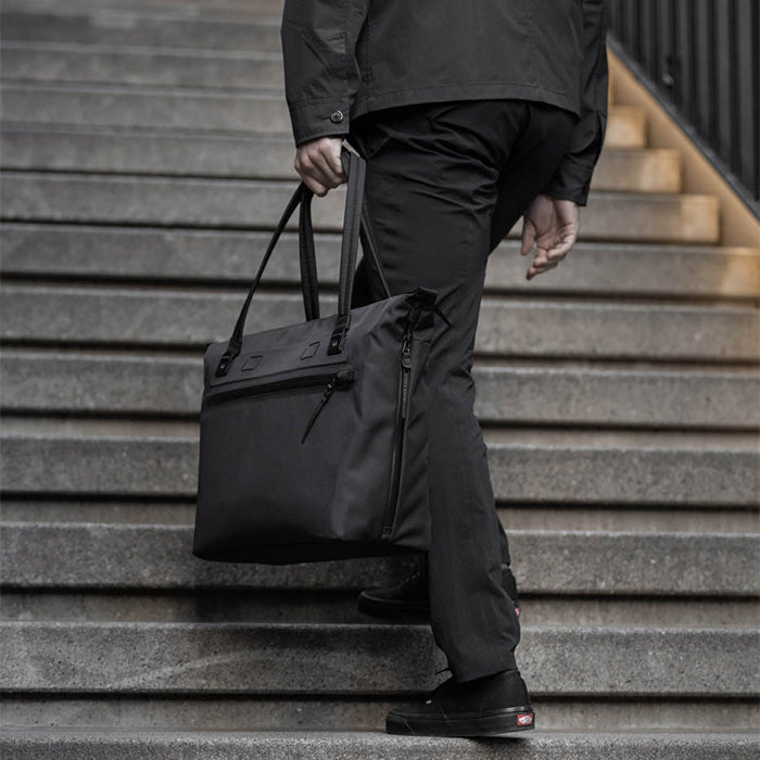 BLACK EMBER WPT TOTE