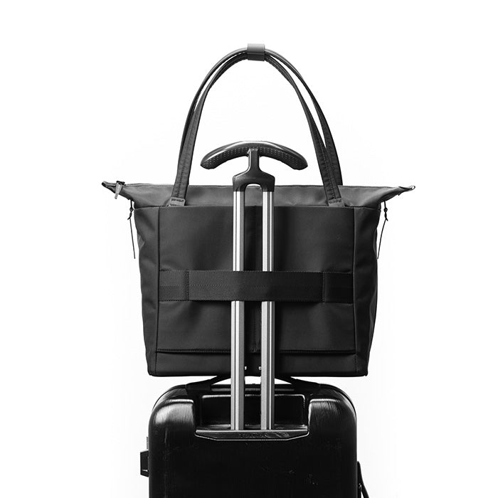 BLACK EMBER WPT TOTE