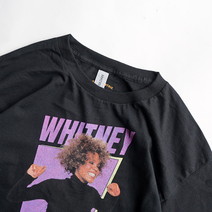 BLUESCENTRIC WHITNEY HOUSTON 80S VIBES T-SHIRT