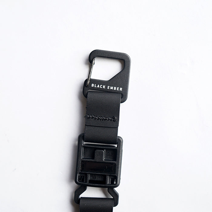 BLACK EMBER MAGNETIC KEY-LEASH