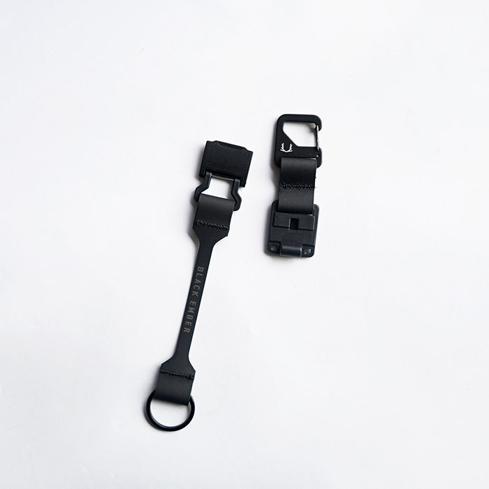 BLACK EMBER MAGNETIC KEY-LEASH