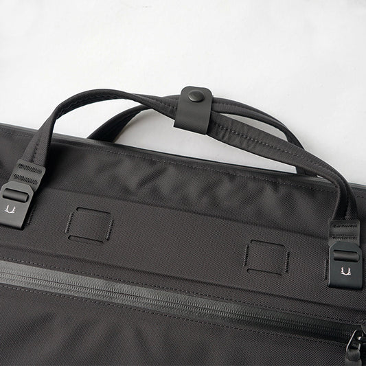 BLACK EMBER WPT SHOULDER TOTE