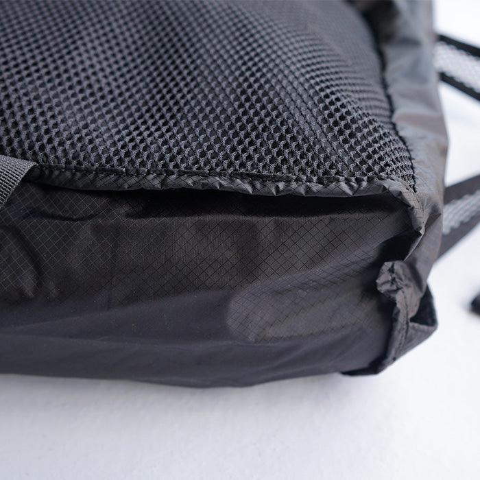 BURLAP OUTFITTER FOLDING DAY PACK