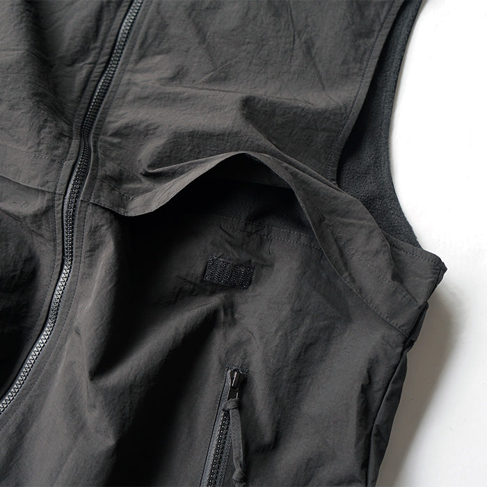 CONNECT/S REVERSIBLE VEST
