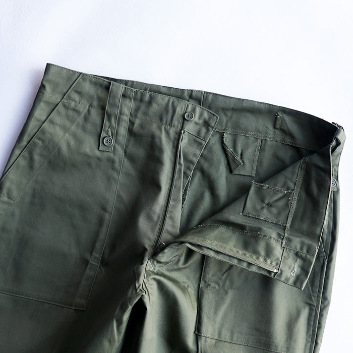 DEADSTOCK UK ARMY LIGHT WEIGHT BAKER PANTS