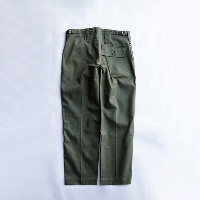DEADSTOCK UK ARMY LIGHT WEIGHT BAKER PANTS