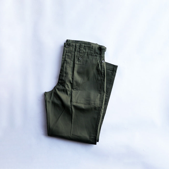 DEADSTOCK UK ARMY LIGHT WEIGHT BAKER PANTS