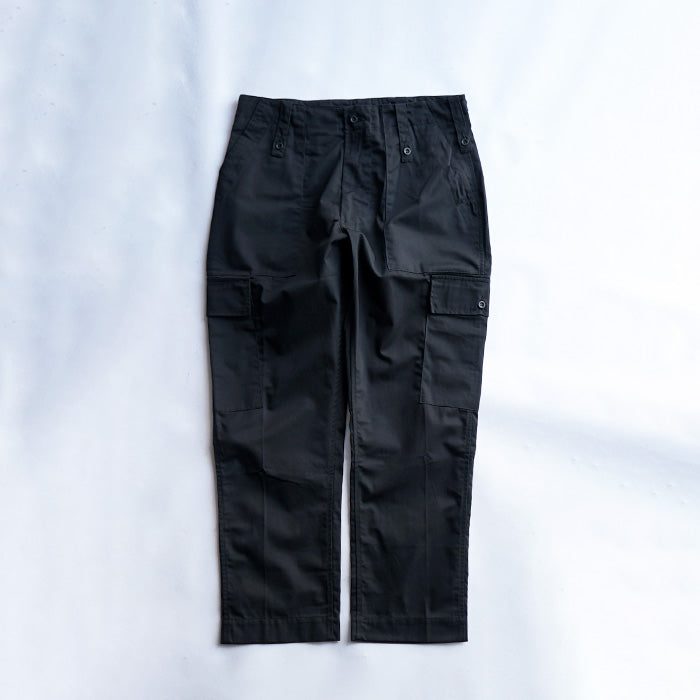DEADSTOCK UK ARMY LIGHT WEIGHT CARGO PANTS