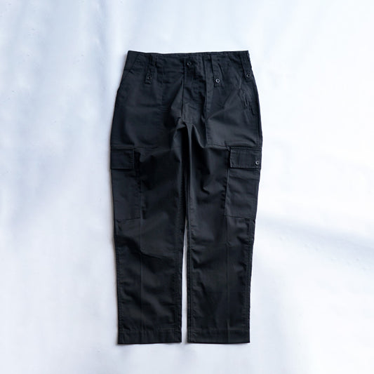 DEADSTOCK UK ARMY LIGHT WEIGHT CARGO PANTS