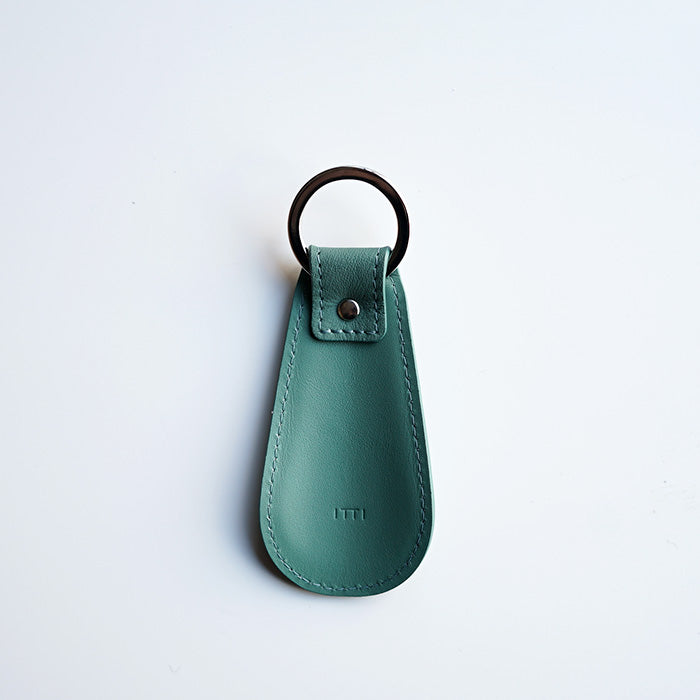 ITTI HERRIE SHOEHORN KEY HOLDER / DIPLO SKY