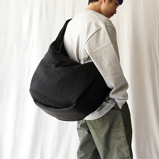 ITTI ANNIE PUFFER BIG MOON BAG / CERATO BRIGHT