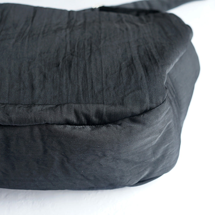 ITTI ANNIE PUFFER BIG MOON BAG / CERATO BRIGHT