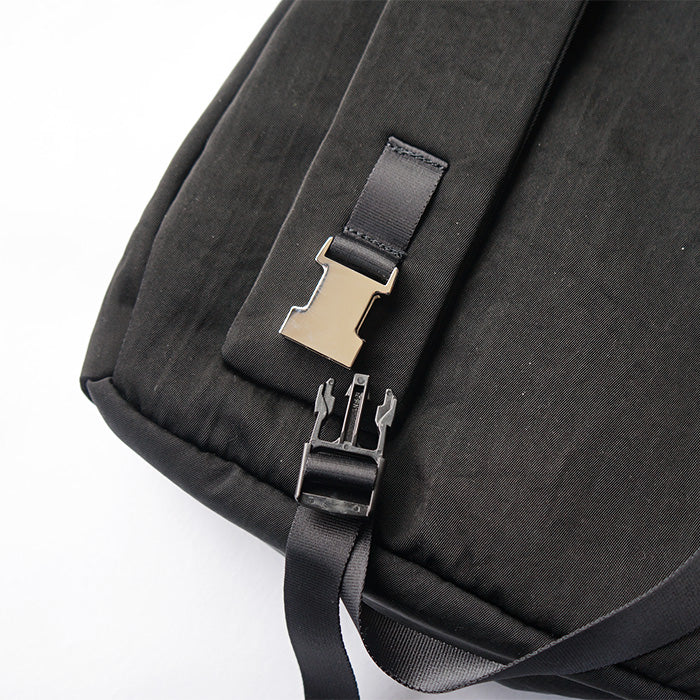 ITTI ANNIE PUFFER SLING BAG / CERATO BRIGHT