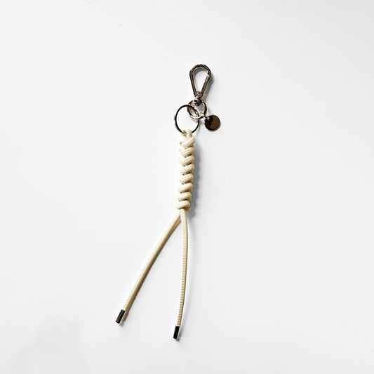 ITTI CRISTY SNAKE KNOT CHARM / STCOW