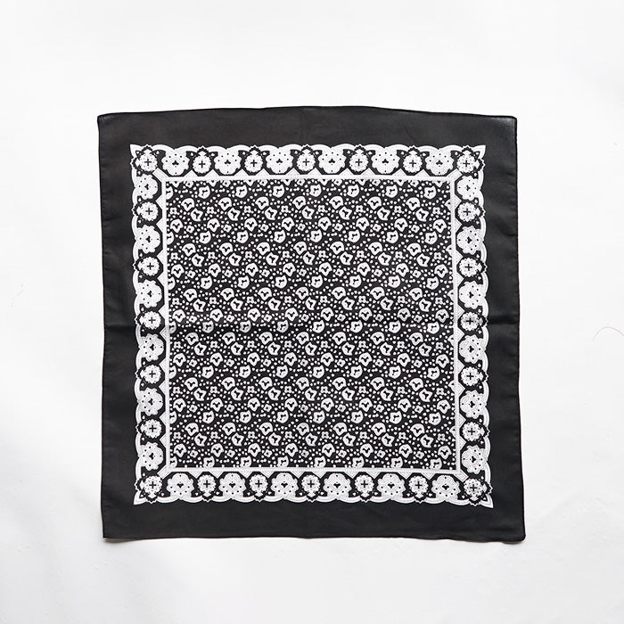 MODAS FLOWER PAISLEY BANDANA