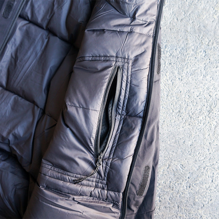 i REVERSIBLE DOWN COAT