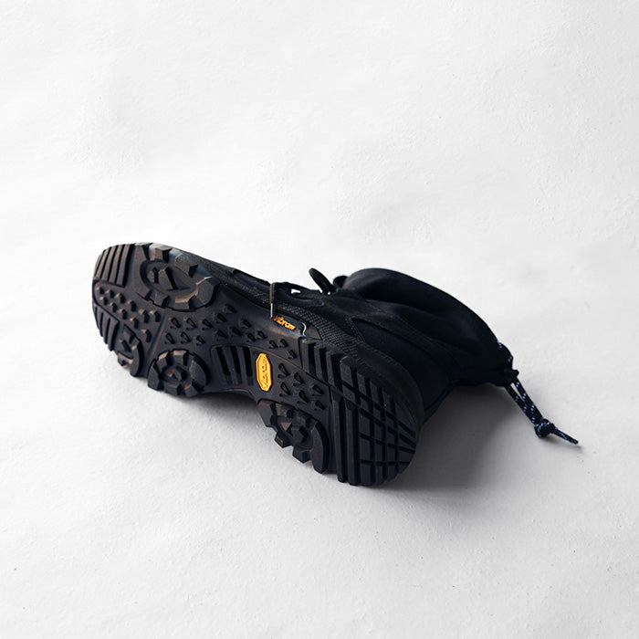 Tomo&Co Inity Hiker mid -BLACK