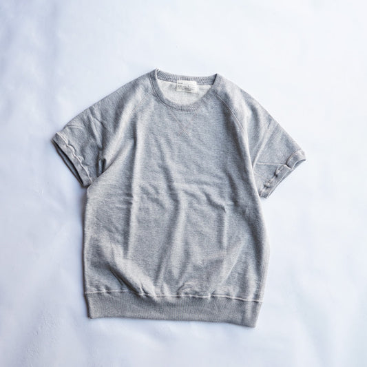 VICTORIA ATHLETICS REVERSE-GRAIN S/S CREWNECK