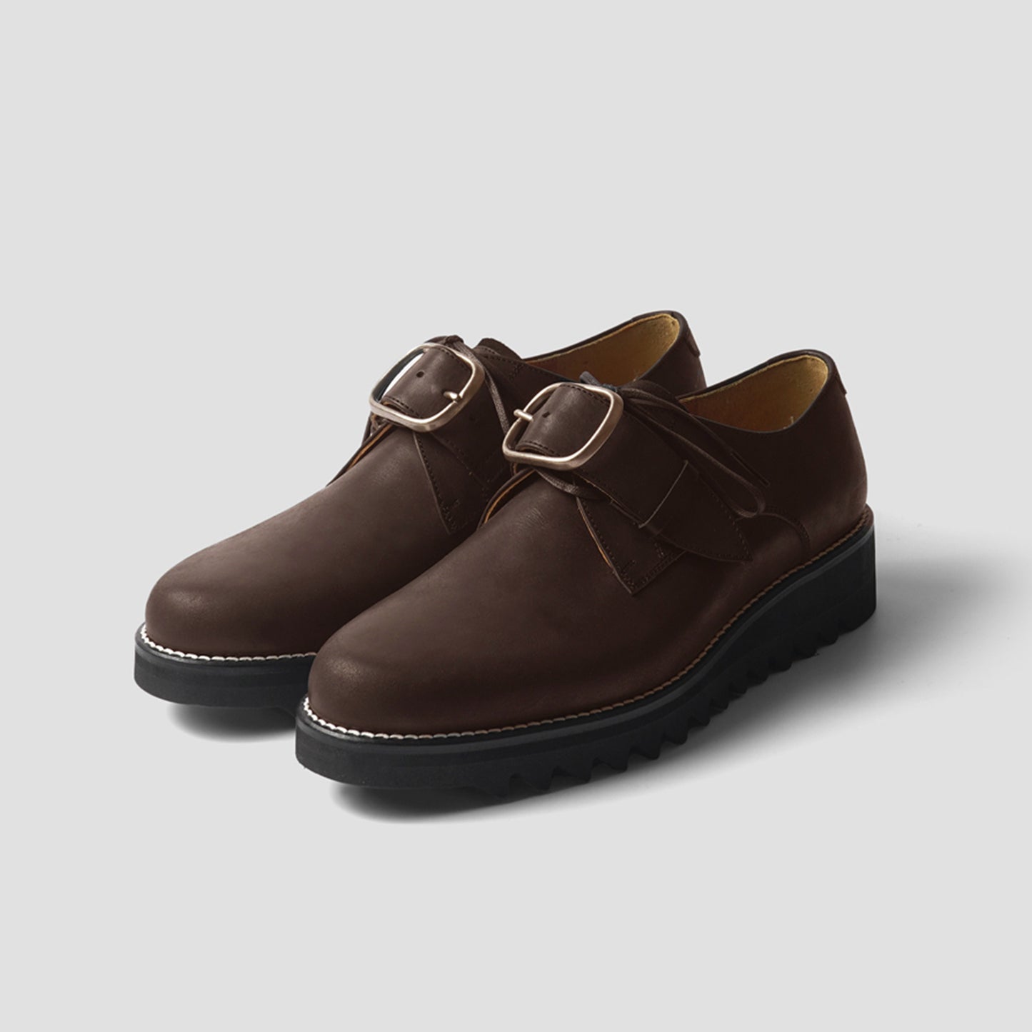 Tomo&Co BUCKLE SHOES -BROWN