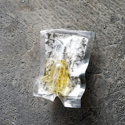 AUGUSTE-PRESENTATION EAU DE TOILETTE 01