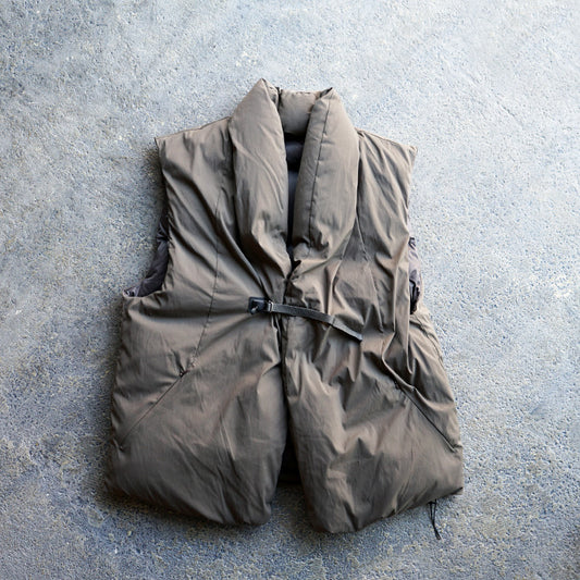 Si PUFFER DOWN VEST products by TAION