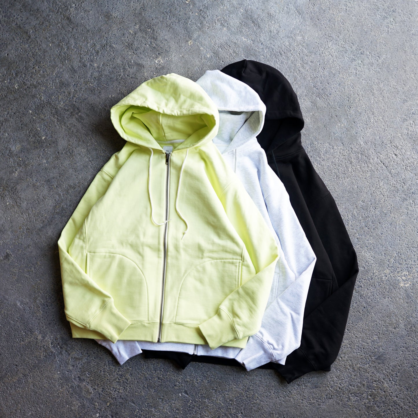 【50%OFF】Si TRAINING SWEAT ZIP HOODY