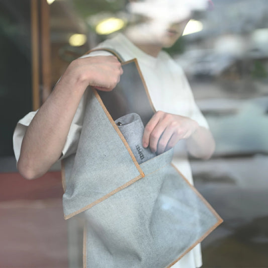 ITTI MARY FLAP INSIDEOUT SHOULDER - M / HYOMA