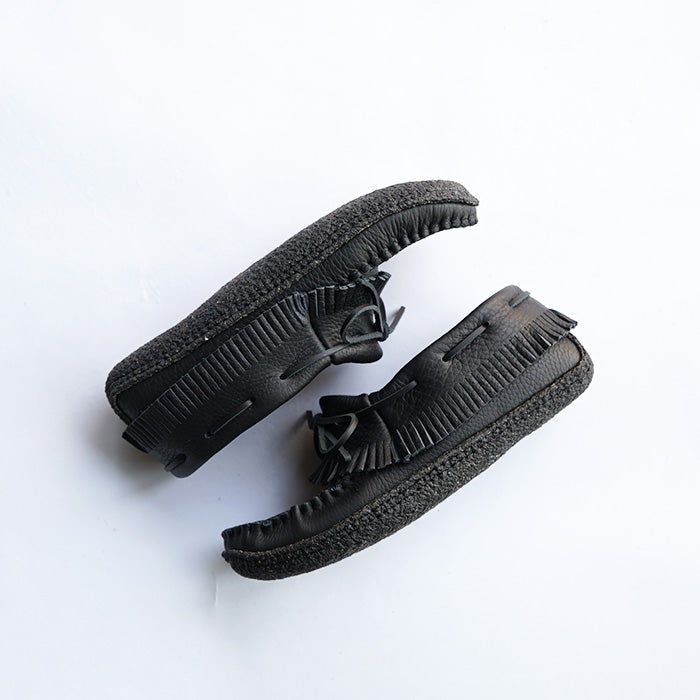 BASTIEN　Moose Hide Fringe Mid Cut Moccasin