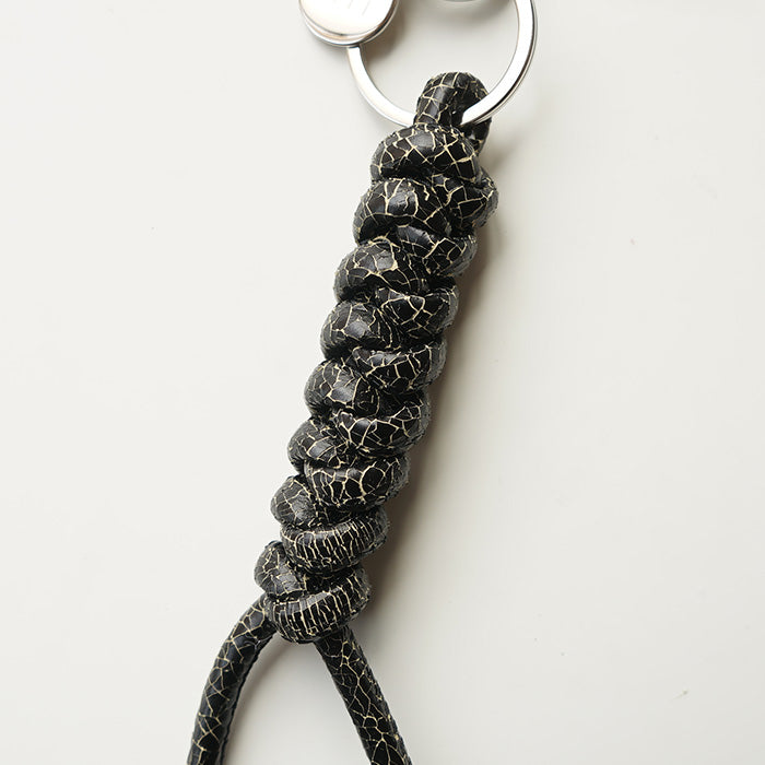 ITTI　CRISTY SNAKE KNOT CHARM / CRACK