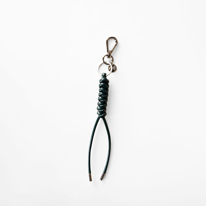 ITTI　CRISTY SNAKE KNOT CHARM / STCOW