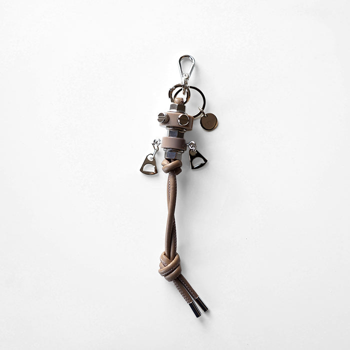 ITTI　CRISTY ROBOT KNOT CHARM / STCOW