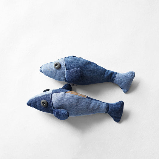 redad　patchwork soft toy Fish - denim