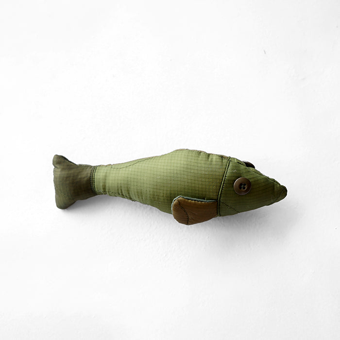 redad　patchwork soft toy Fish - military liner