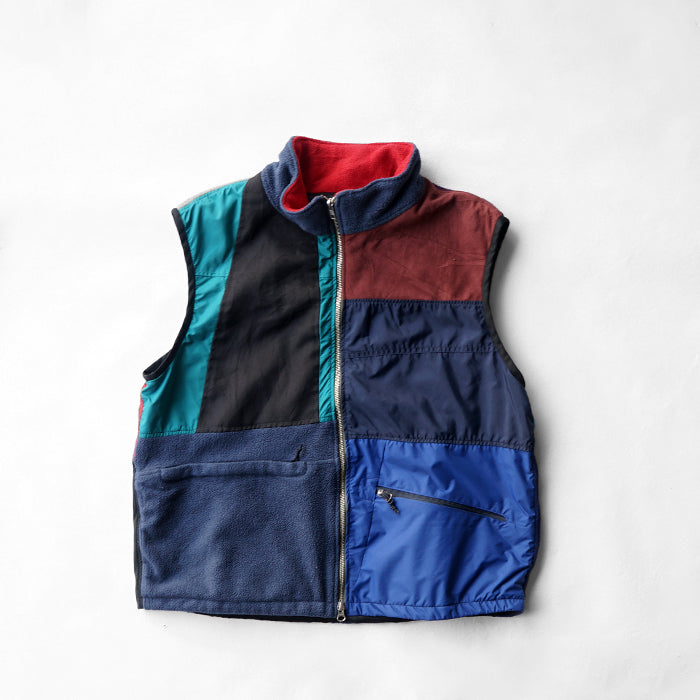 redad　outdoor patchwork zip vest
