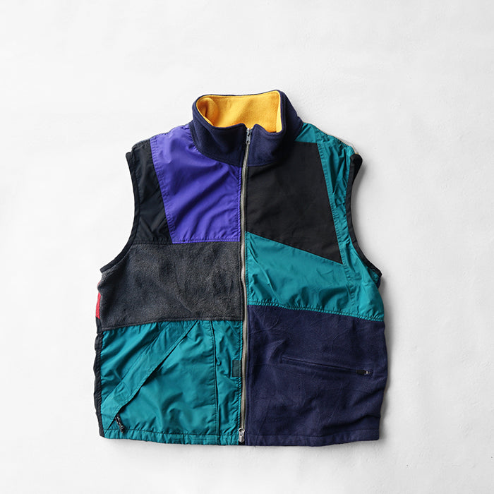 redad　outdoor patchwork zip vest