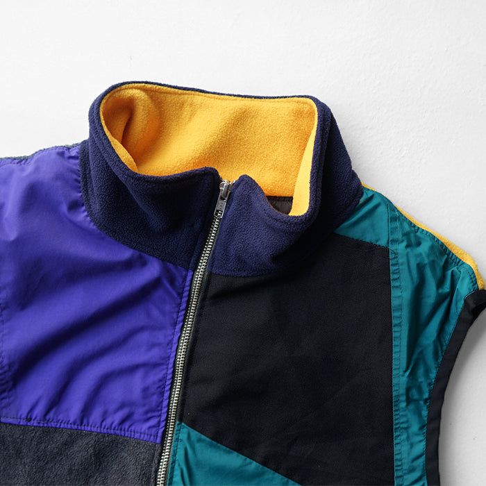 redad　outdoor patchwork zip vest