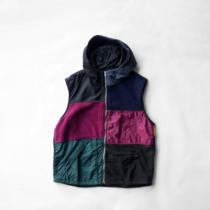 redad　outdoor patchwork hood vest
