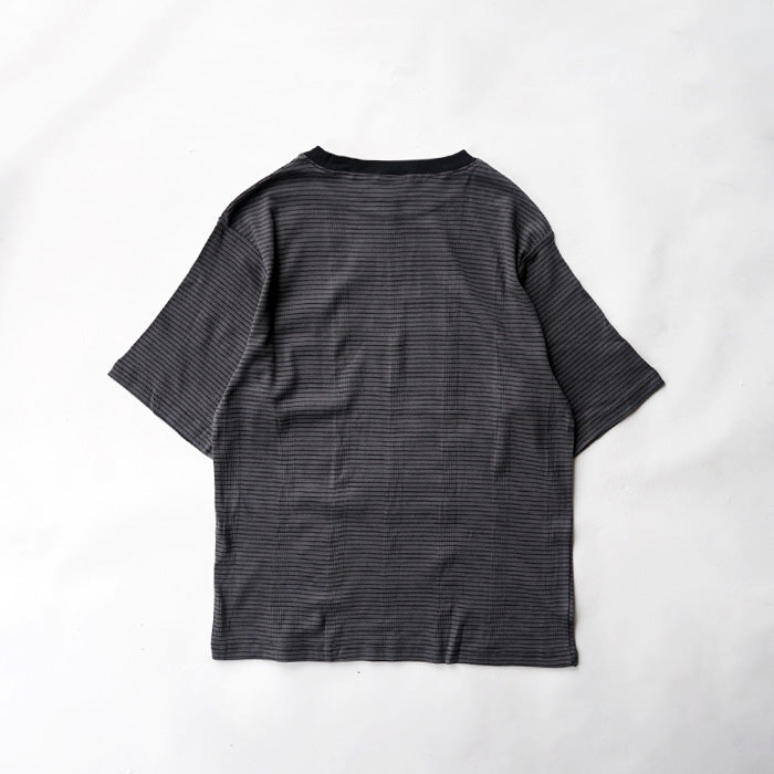 Robert P. Miller　Panel-rib Casual fit Tee -BORDER