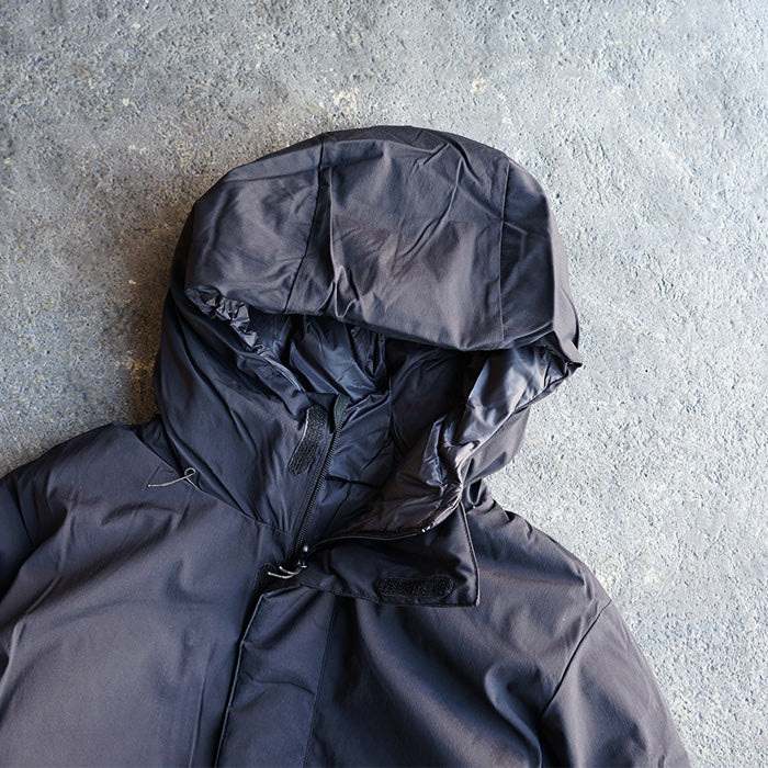 Si　REVERSIBLE DOWN COAT