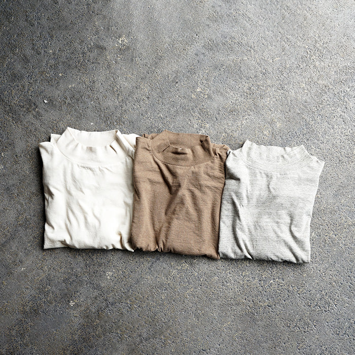 UNDYED STANDARD　30PV MOCK NECK L/S Tee