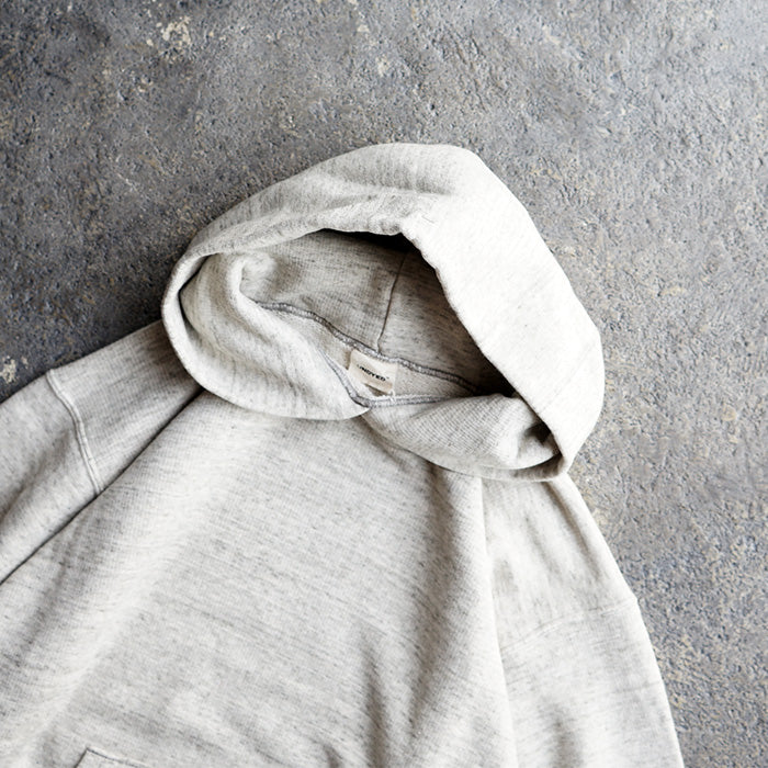 UNDYED STANDARD　PV URAKE HOODIE