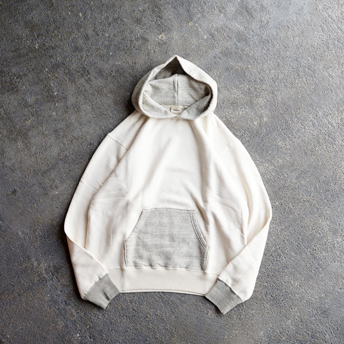 UNDYED STANDARD　PV URAKE HOODIE -2 TONE