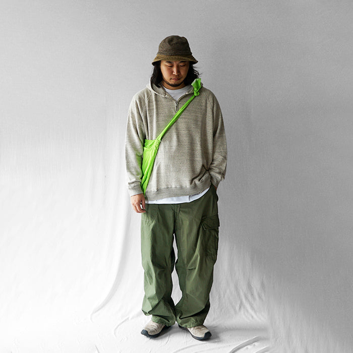 UNDYED STANDARD　 SWEAT HALF ZIP PARKA