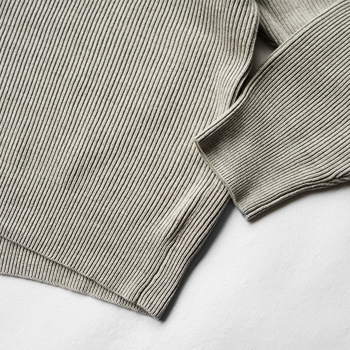 UNDYED STANDARD　AZE HALF ZIP KNIT