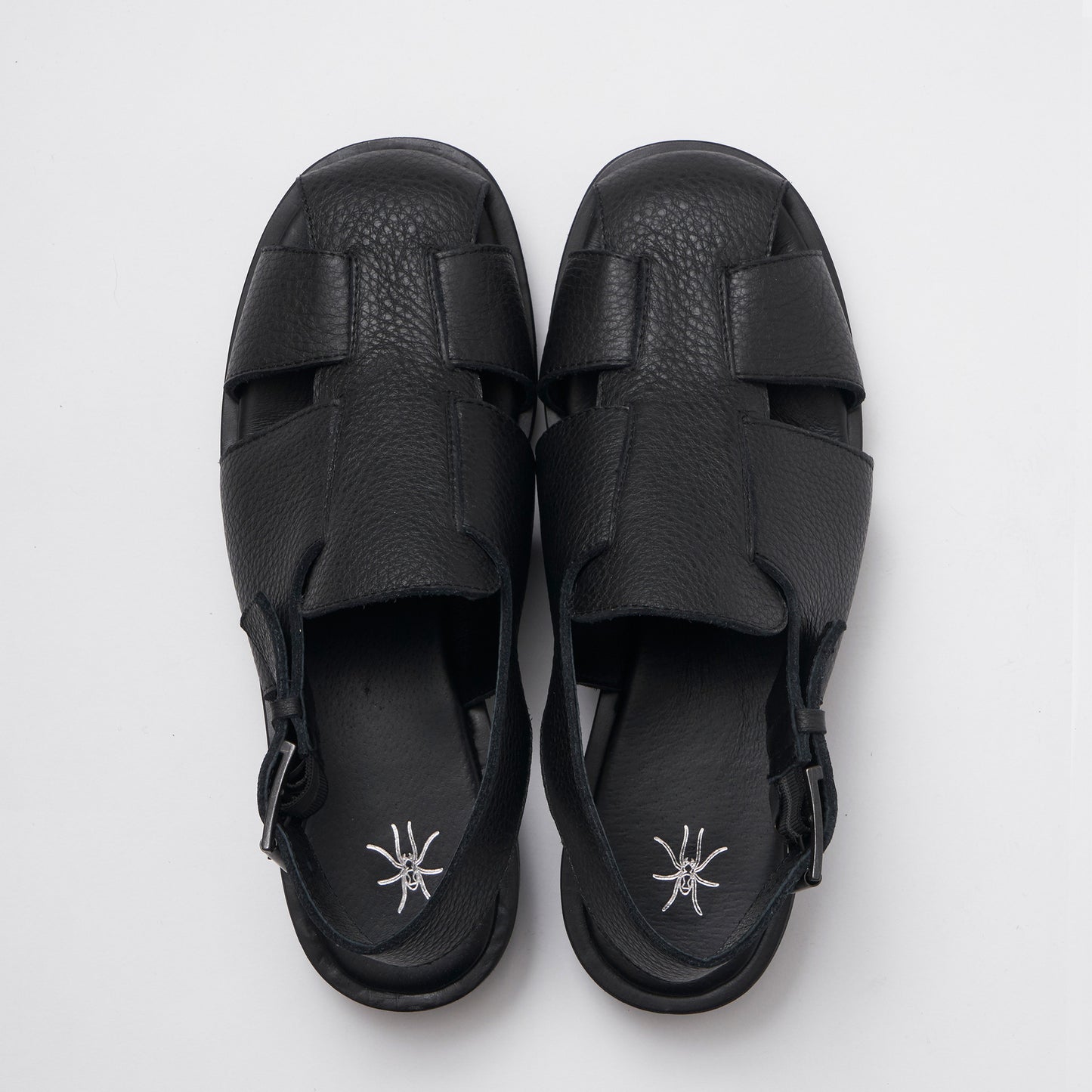 Tomo&Co　SHARK SOLE GURKHA SANDALS